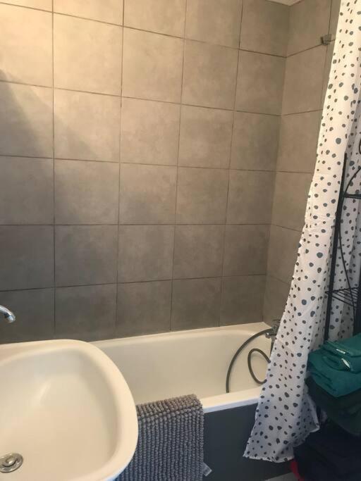 Maison Ville 50M2 5 Personnes Saint-Pierre-des-Corps Luaran gambar